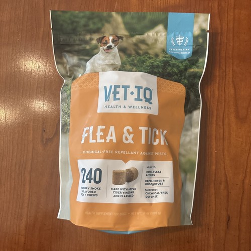 New sealed vetiq flea - /,